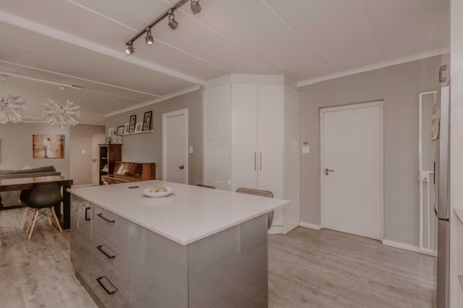 3 Bedroom Property for Sale in De Tijger Western Cape